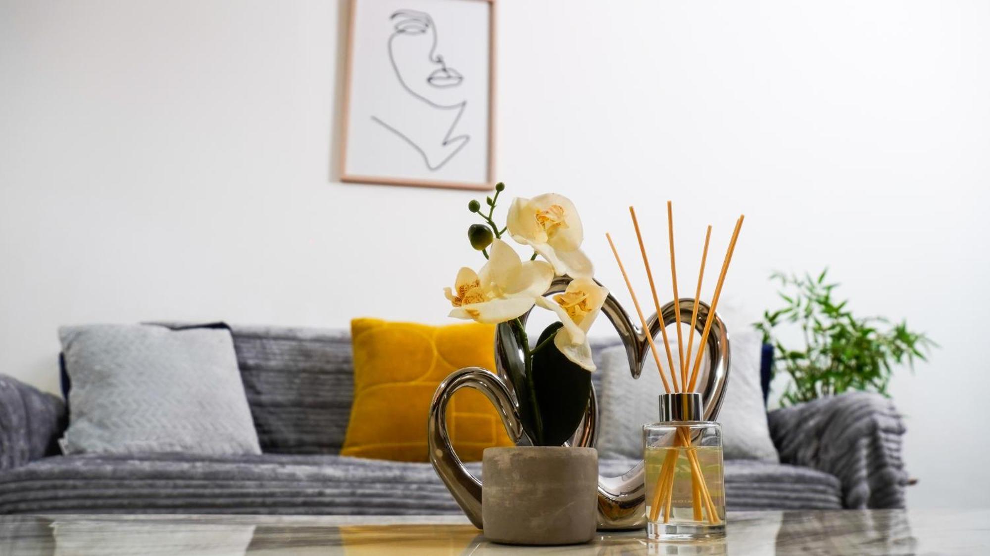 Manchester City Centre Apt With Balcony & Free Parking - Including Free 1-Hour Early Check-In For Bookings In June, Justeat Voucher For 2-Night Stays Minimum! Exterior photo